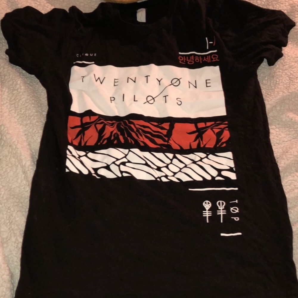 Twenty One Pilots Clique t shirt